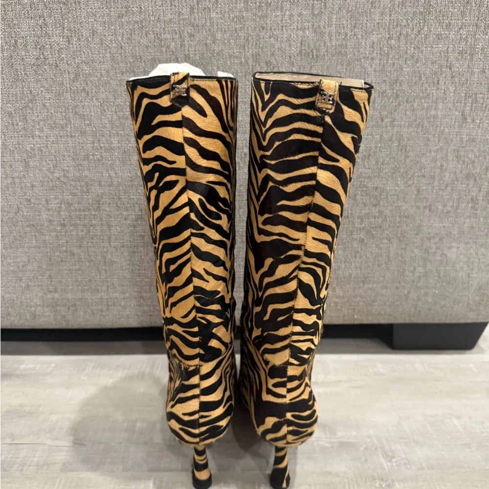 Zebra Print Knee-High Boots - Picture 5 of 5